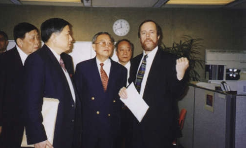 1998年11-12月，中国科学院学部代表团访问美国和加拿大学术机构